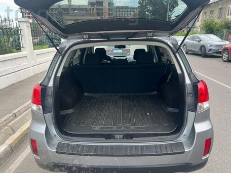 Subaru Outback, 2010 — photo 9