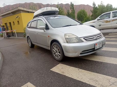 Honda Stream, 2002 — 照片 3