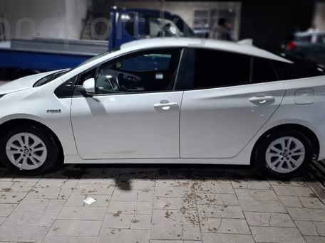 Toyota Prius, 2018 — фото 3