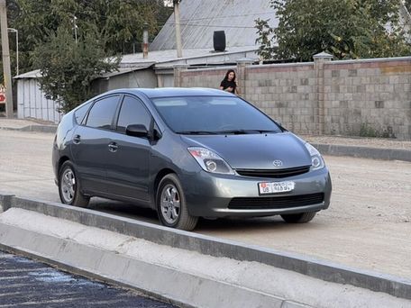 Toyota Prius, 2004