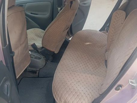 Toyota Vitz, 2000 — 照片 9