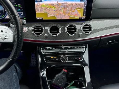 Mercedes-Benz E-Class, 2020 — photo 12
