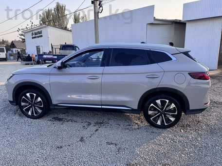 BYD Song Plus, 2024 — 照片 4
