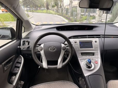 Toyota Prius, 2013 — сүрөт 10