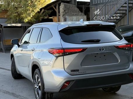 Toyota Highlander, 2021 — сүрөт 2