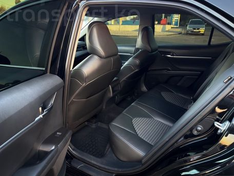 Toyota Camry, 2021 — 照片 10