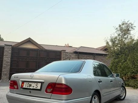 Mercedes-Benz E-Class, 1998 — photo 5