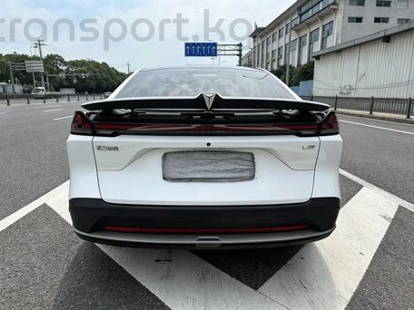 Changan Deepal L07, 2024 — photo 4