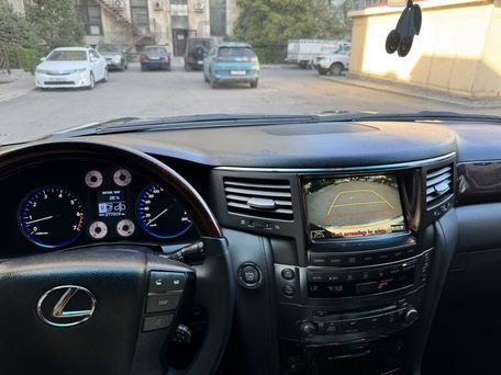 Lexus LX, 2008 — photo 10