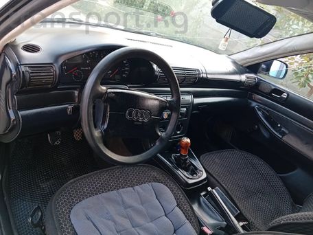 Audi A4, 1995 — photo 4