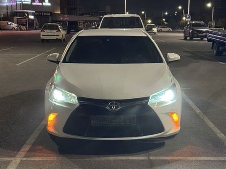 Toyota Camry, 2016 — 照片 1