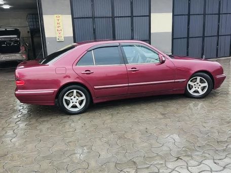 Mercedes-Benz E-Класс, 2000 — 照片 4