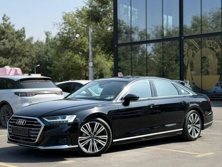 Audi A8, 2021 — 照片 1