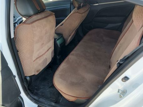 Hyundai Avante, 2018 — сүрөт 10