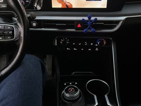 Kia K5, 2021 — photo 11