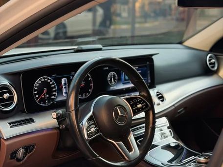 Mercedes-Benz E-Класс, 2019 — фото 12