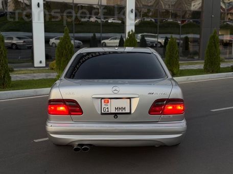 Mercedes-Benz E-Класс, 2001 — 照片 5