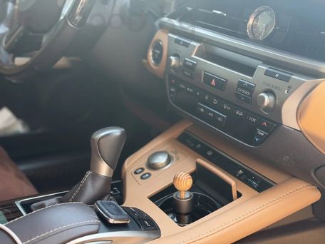 Lexus ES, 2016 — фото 10
