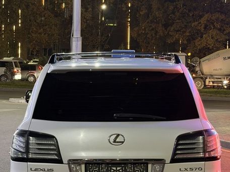 Lexus LX, 2009 — photo 4