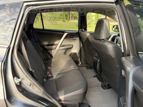 Toyota RAV4, 2017 — 照片 8