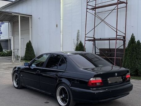 BMW 5 серии, 2002 — 照片 3