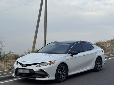 Toyota Camry, 2021 — фото 1
