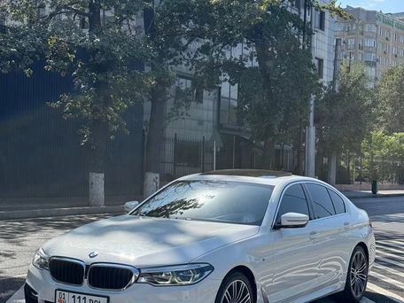 BMW 5 серии, 2020 — фото 1