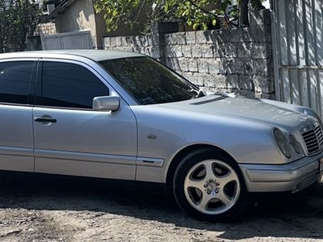 Mercedes-Benz E-Класс, 1996 — фото 4