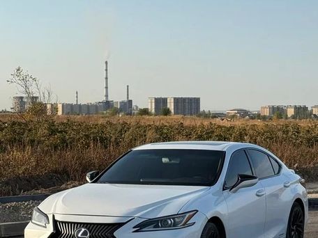 Lexus ES, 2019 — photo 3