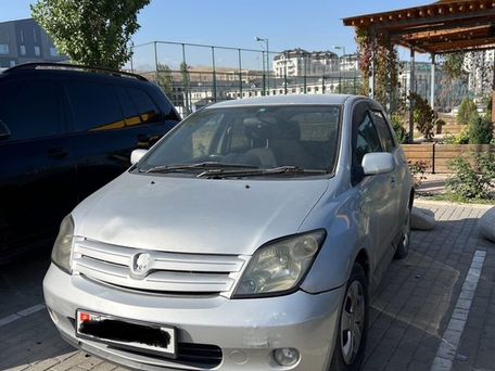 Toyota Ist, 2003 — photo 1