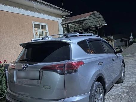 Toyota RAV4, 2017 — 照片 1