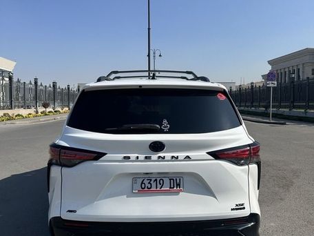 Toyota Sienna, 2022 — сүрөт 4