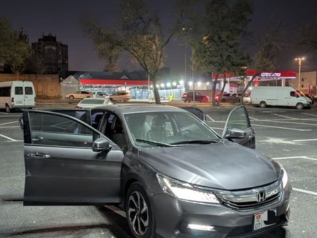 Honda Accord, 2017 — photo 2