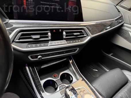 BMW X7, 2021 — photo 9