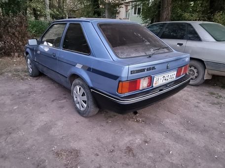 Ford Escort, 1986 — сүрөт 2