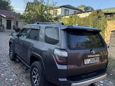 Toyota 4Runner, 2021 — photo 3