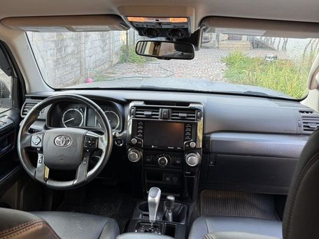 Toyota 4Runner, 2021 — photo 8