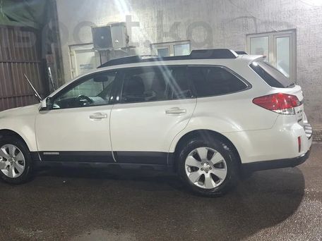 Subaru Outback, 2010 — фото 9