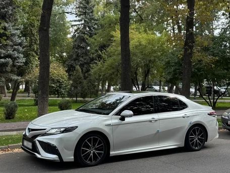 Toyota Camry, 2022 — фото 4