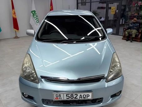 Toyota Wish, 2003 — 照片 2