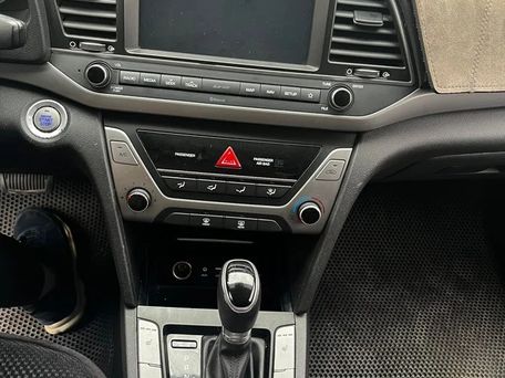 Hyundai Avante, 2018 — фото 12