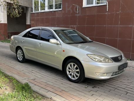 Toyota Camry, 2004 — фото 1