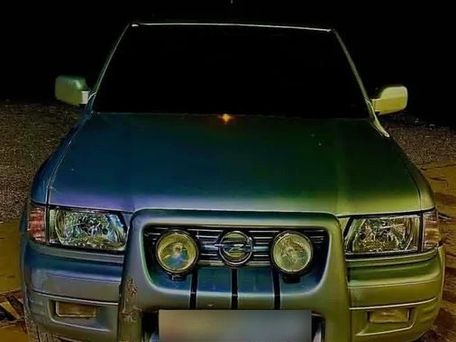 Opel Frontera, 2002 — photo 1