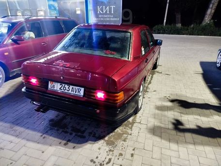 Mercedes-Benz 190 (W201), 1991 — 照片 1