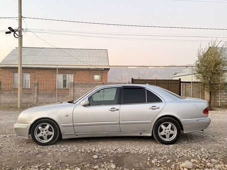 Mercedes-Benz E-Класс, 1999 — 照片 4