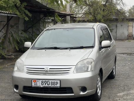 Toyota Raum, 2003 — фото 1