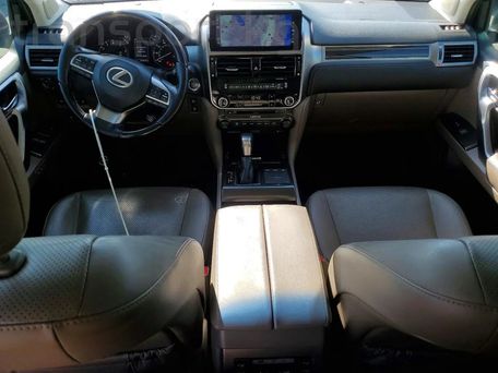Lexus GX, 2022 — photo 8