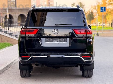 Toyota Land Cruiser, 2023 — фото 4