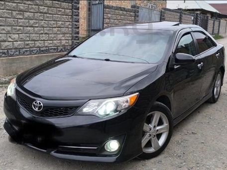 Toyota Camry, 2012