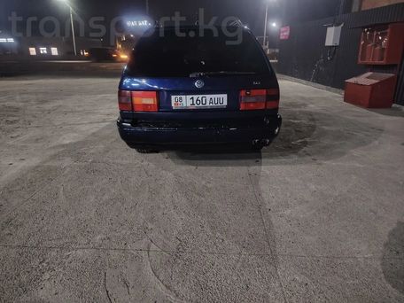 Volkswagen Passat, 1995 — photo 6